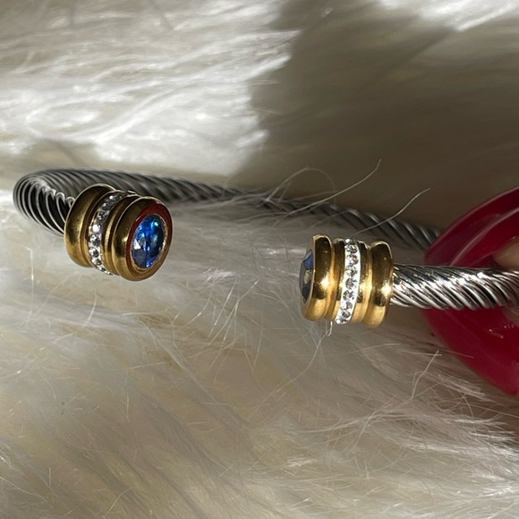 Silver Bangle - Picture 7 of 9